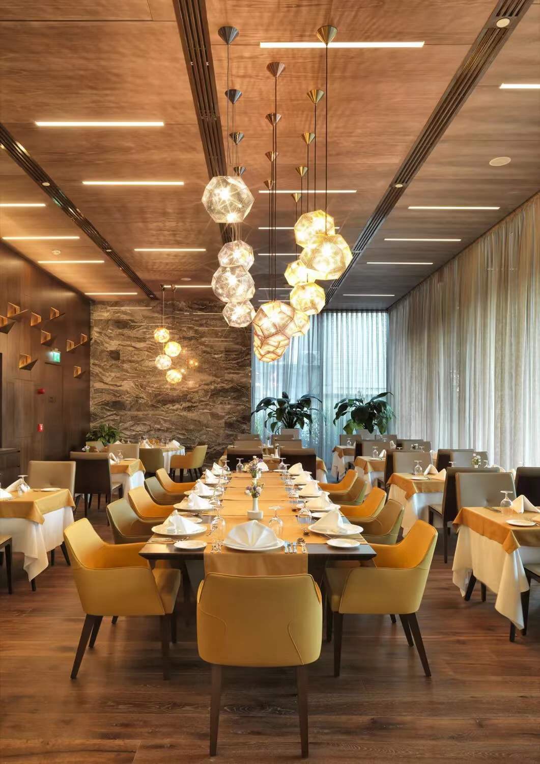 創(chuàng)虹家具,酒店家具,五星級(jí)酒店家具,酒店家具定制廠家