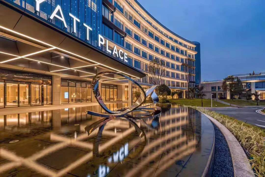 創虹家具,酒店家具,五星級酒店家具,酒店家具定制廠家,酒店家具定制,酒店套房家具