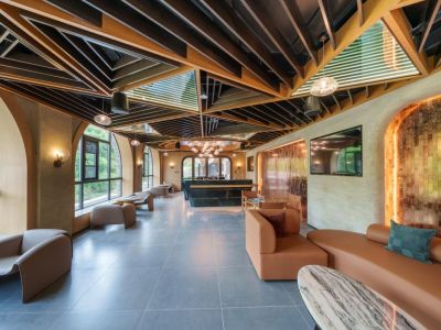 酒店實木定制家具常用的飾面板